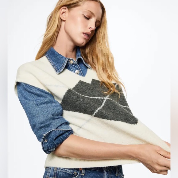 NWT MANGO Gilet with geometric print. Size M - Picture 2 of 7